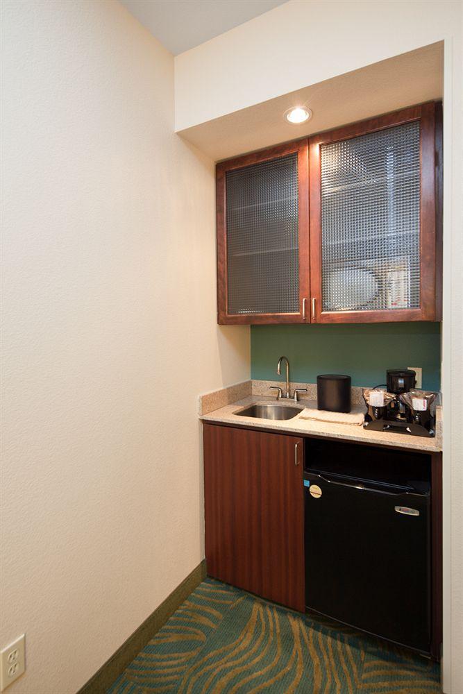 Springhill By Marriott Natomas Hotel 3*