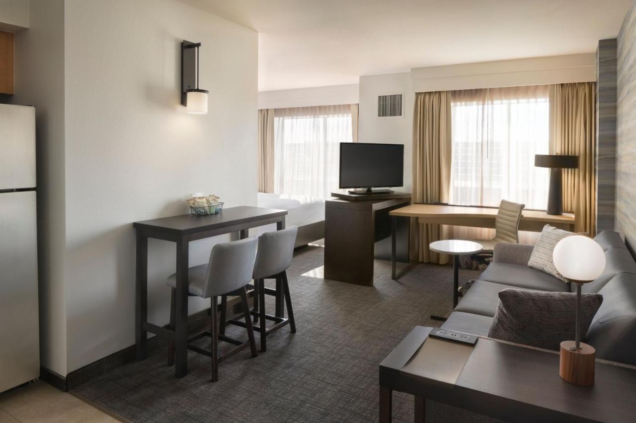 Hotel By Marriott Downtown At Capitol Park