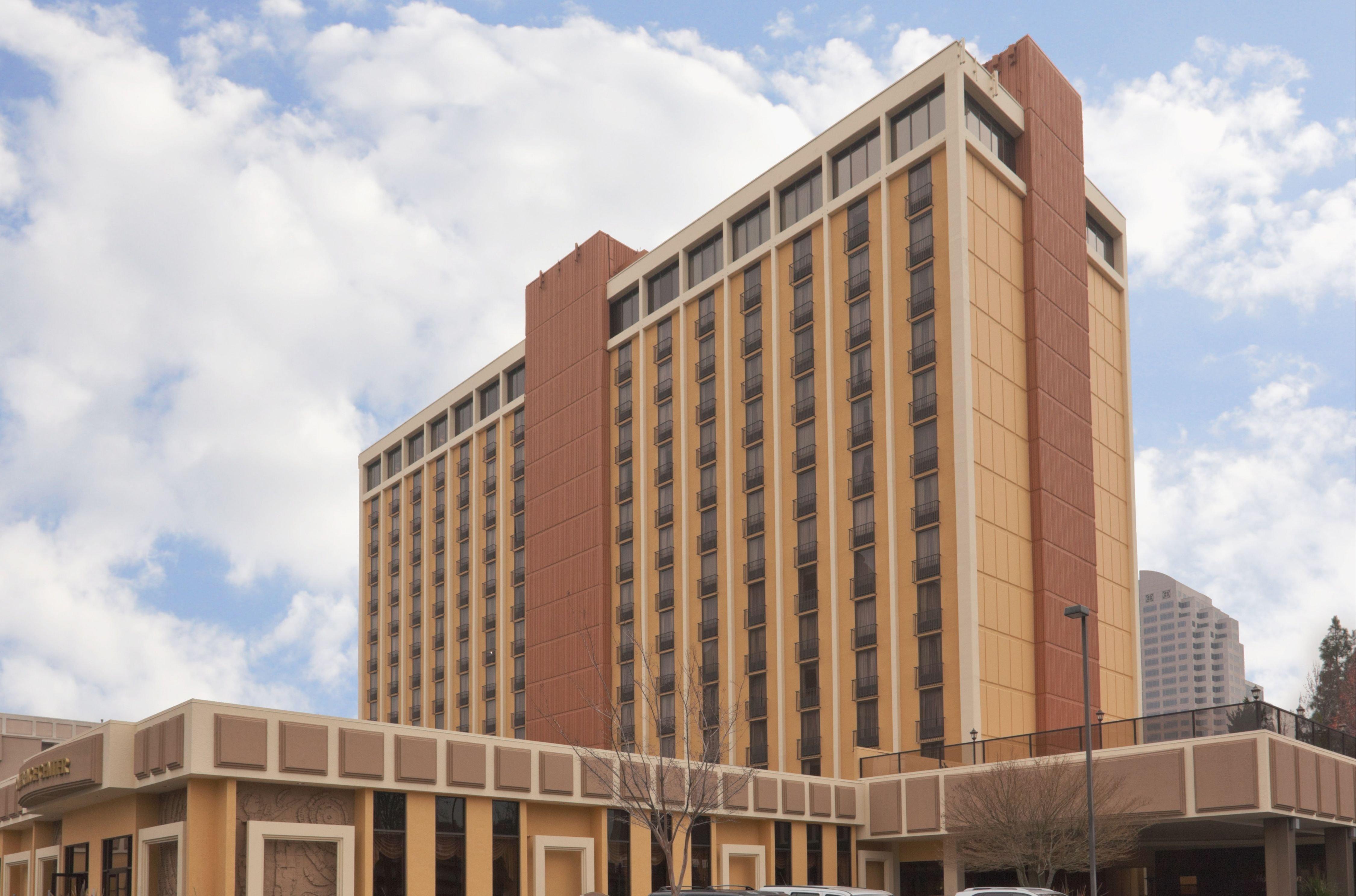 Hotel Downtown-arena By Ihg