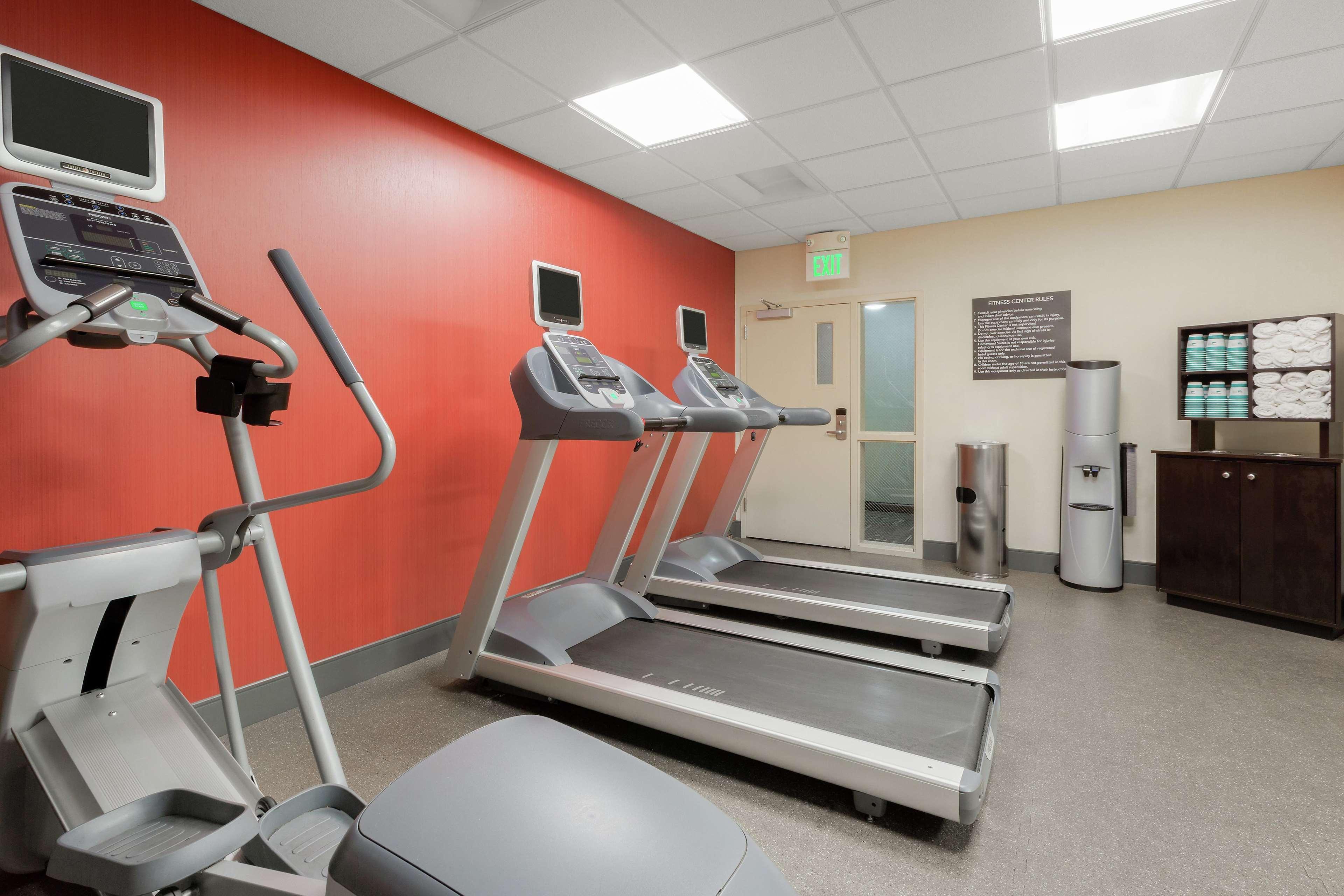 Homewood By Hilton Airport-natomas Hotel 3*
