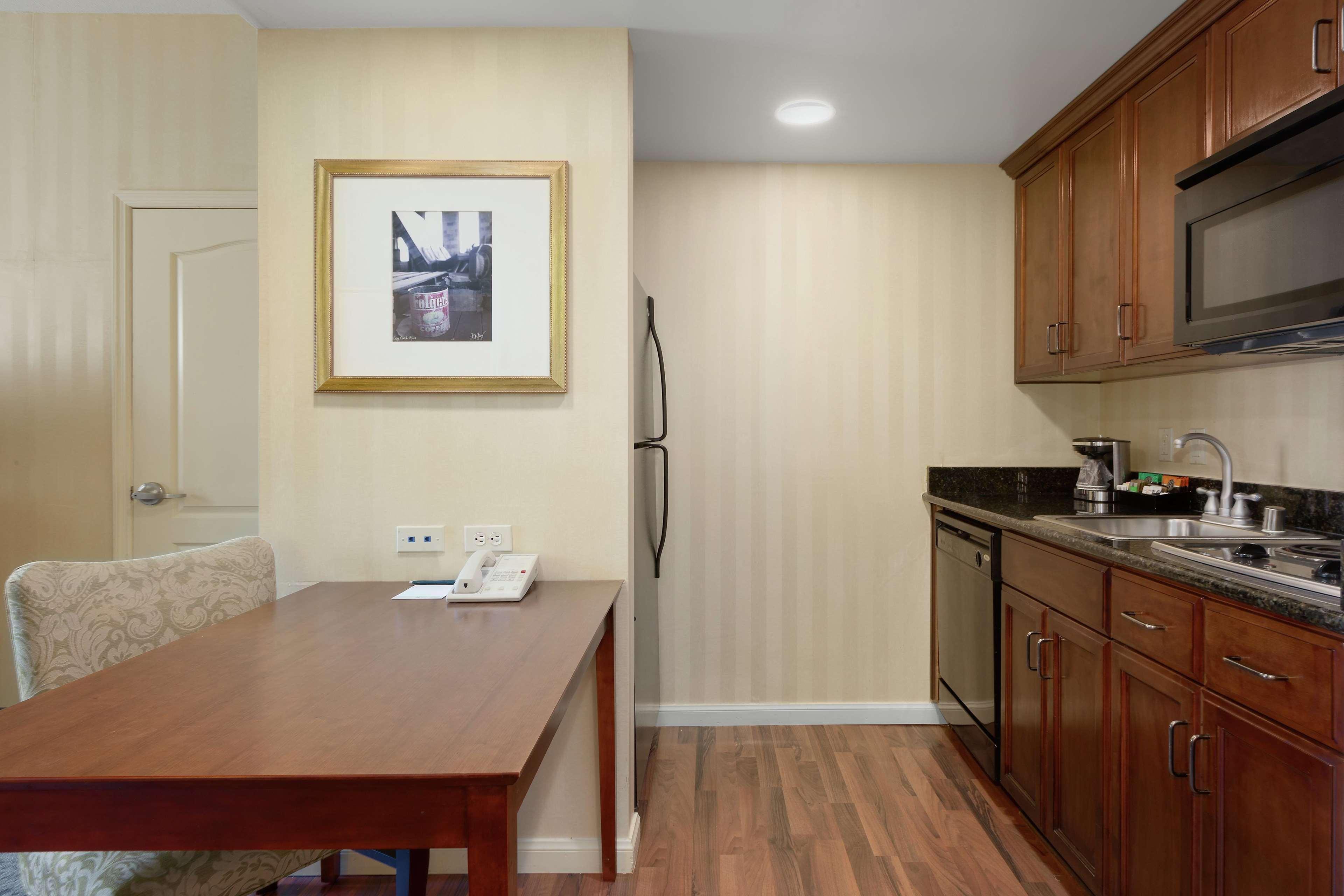 Hotel Homewood By Hilton Airport-natomas 3*