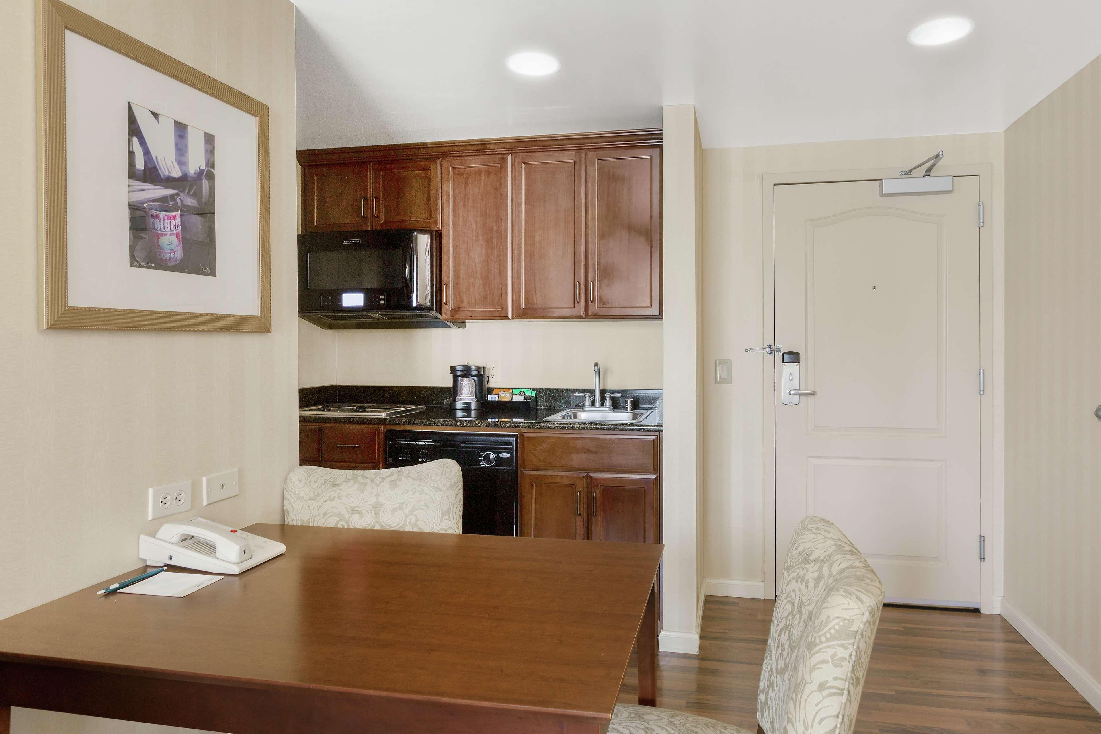 Hotel Homewood By Hilton Airport-natomas Sacramento