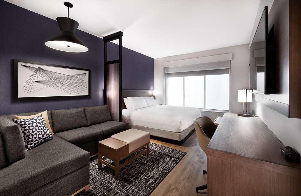 Hyatt Place International Airport * Sacramento
