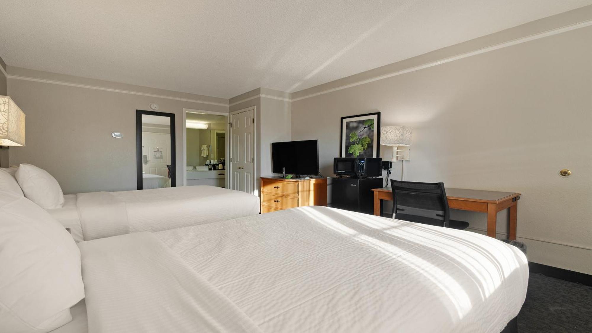 Howard Johnson By Wyndham Downtown 3* Sacramento
