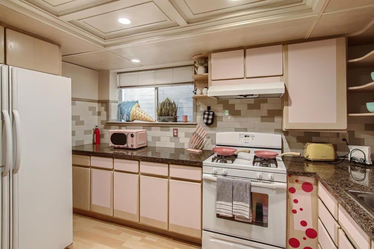Barbie's Dream In The Apartamento *