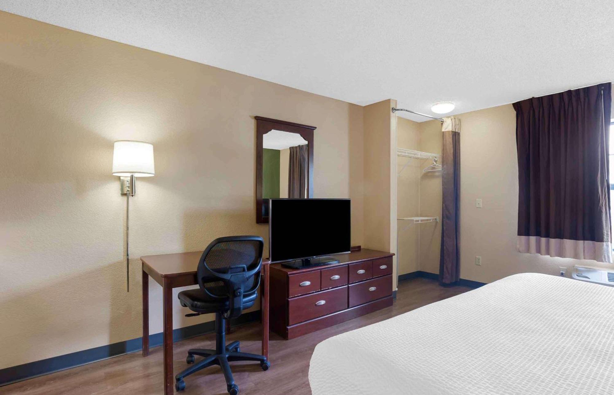 Extended America - - South Natomas 2* Sacramento