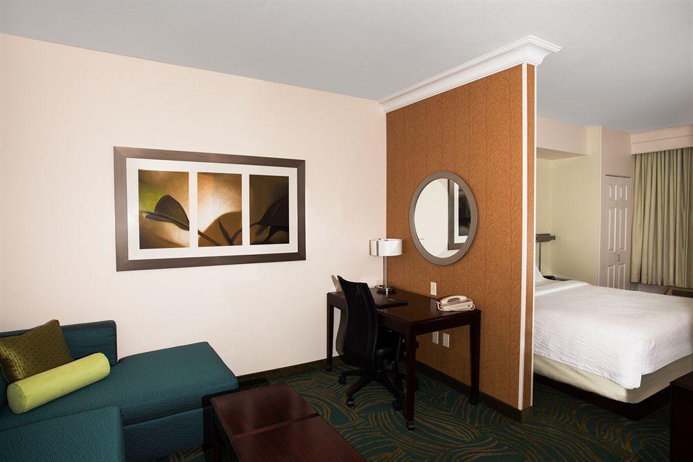 Hotel Springhill By Marriott Natomas 3*