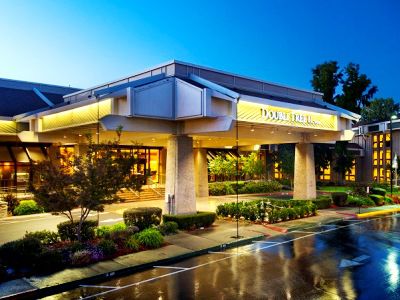 Doubletree By Hilton Sacramento