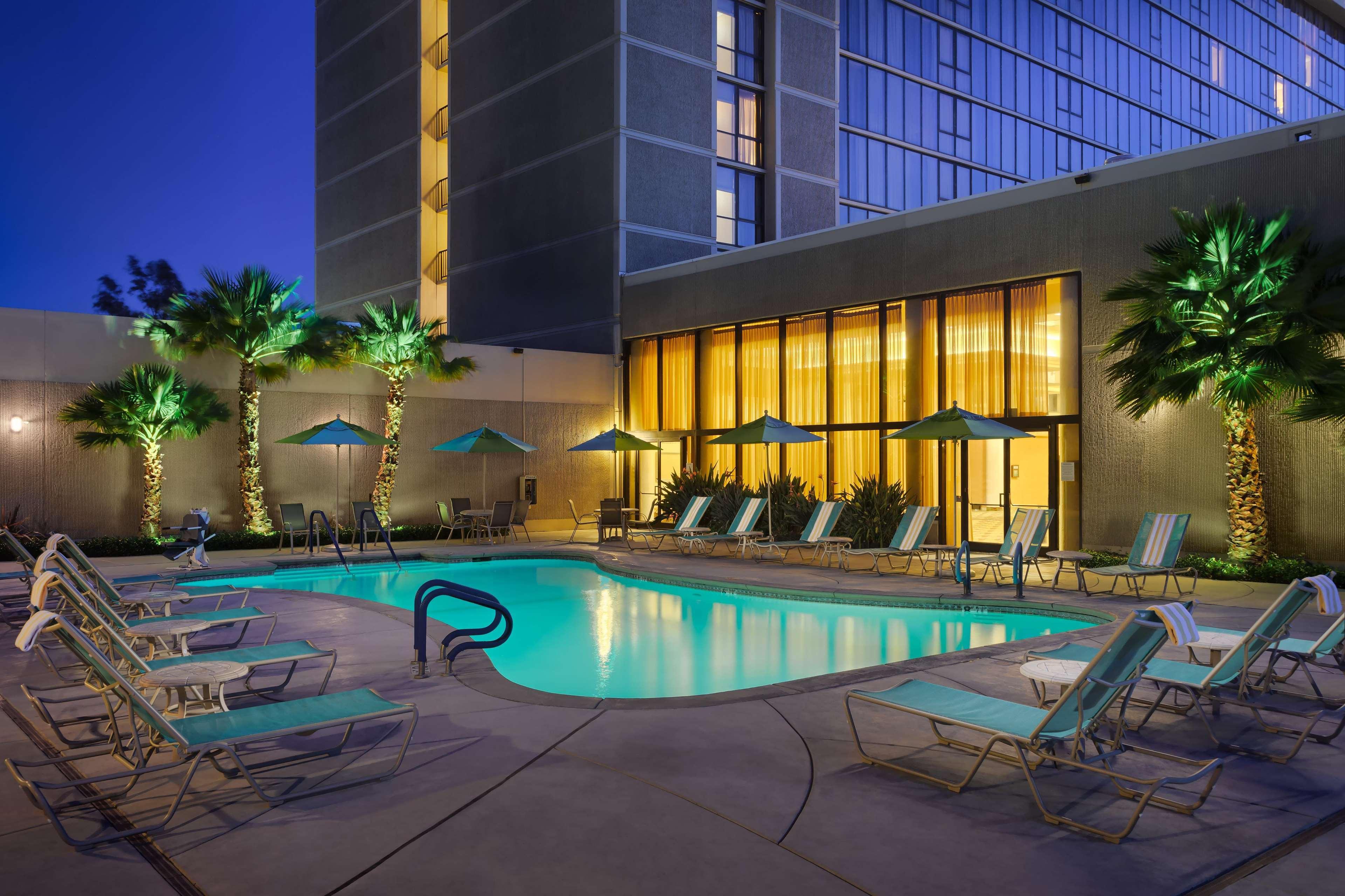 Hilton Arden West Hotel