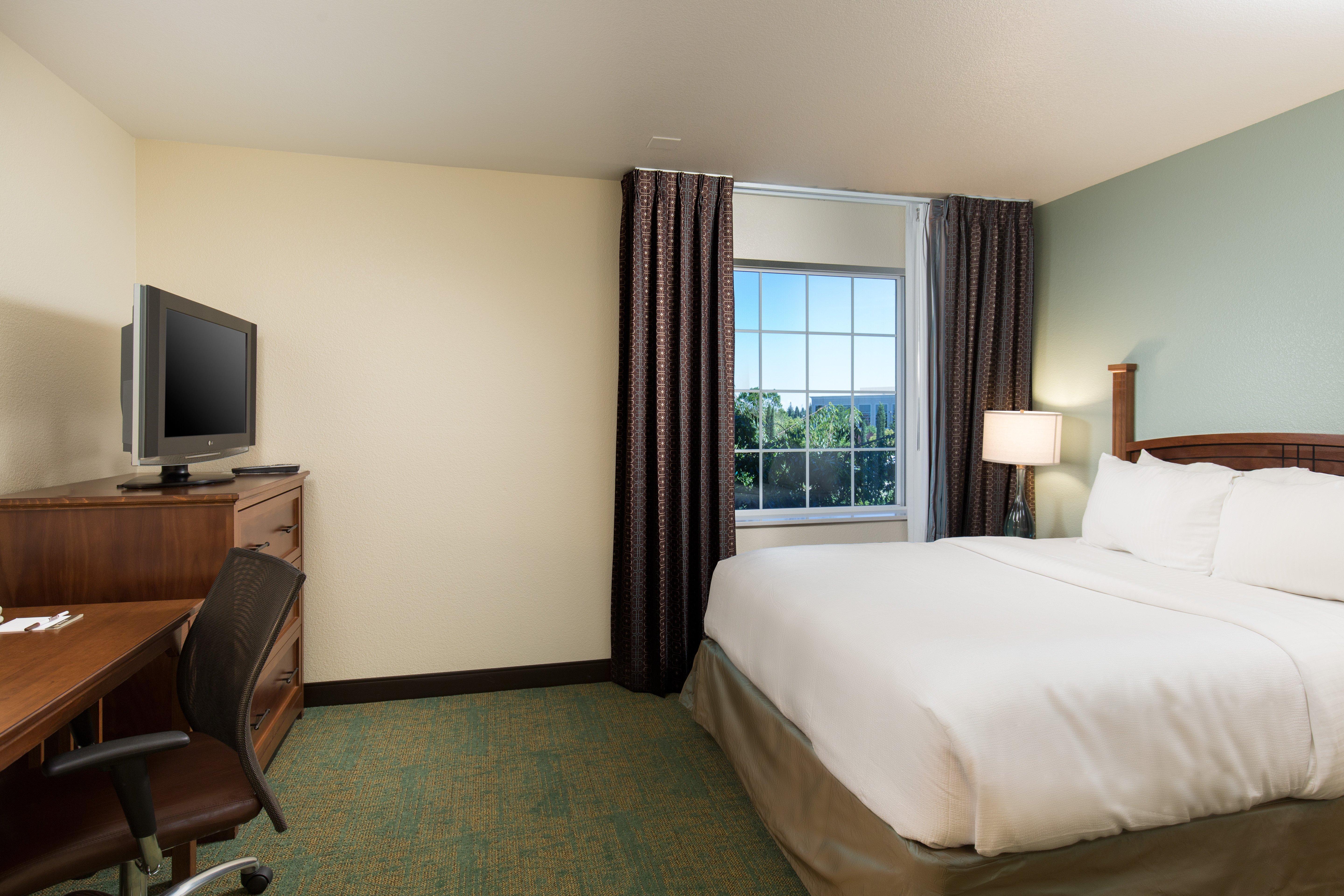 Staybridge Airport Natomas, An Ihg