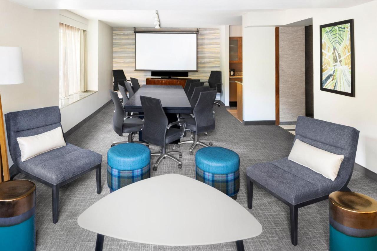 By Marriott Downtown At Capitol Park 3* Sacramento