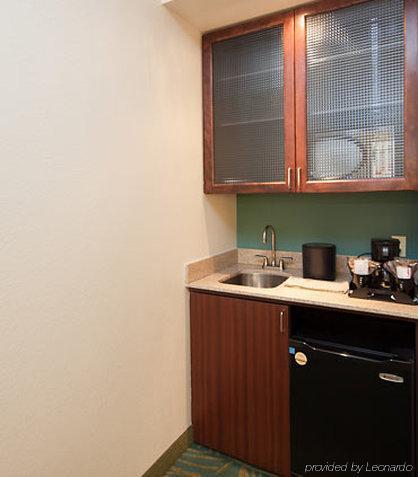 Springhill By Marriott Natomas Hotel
