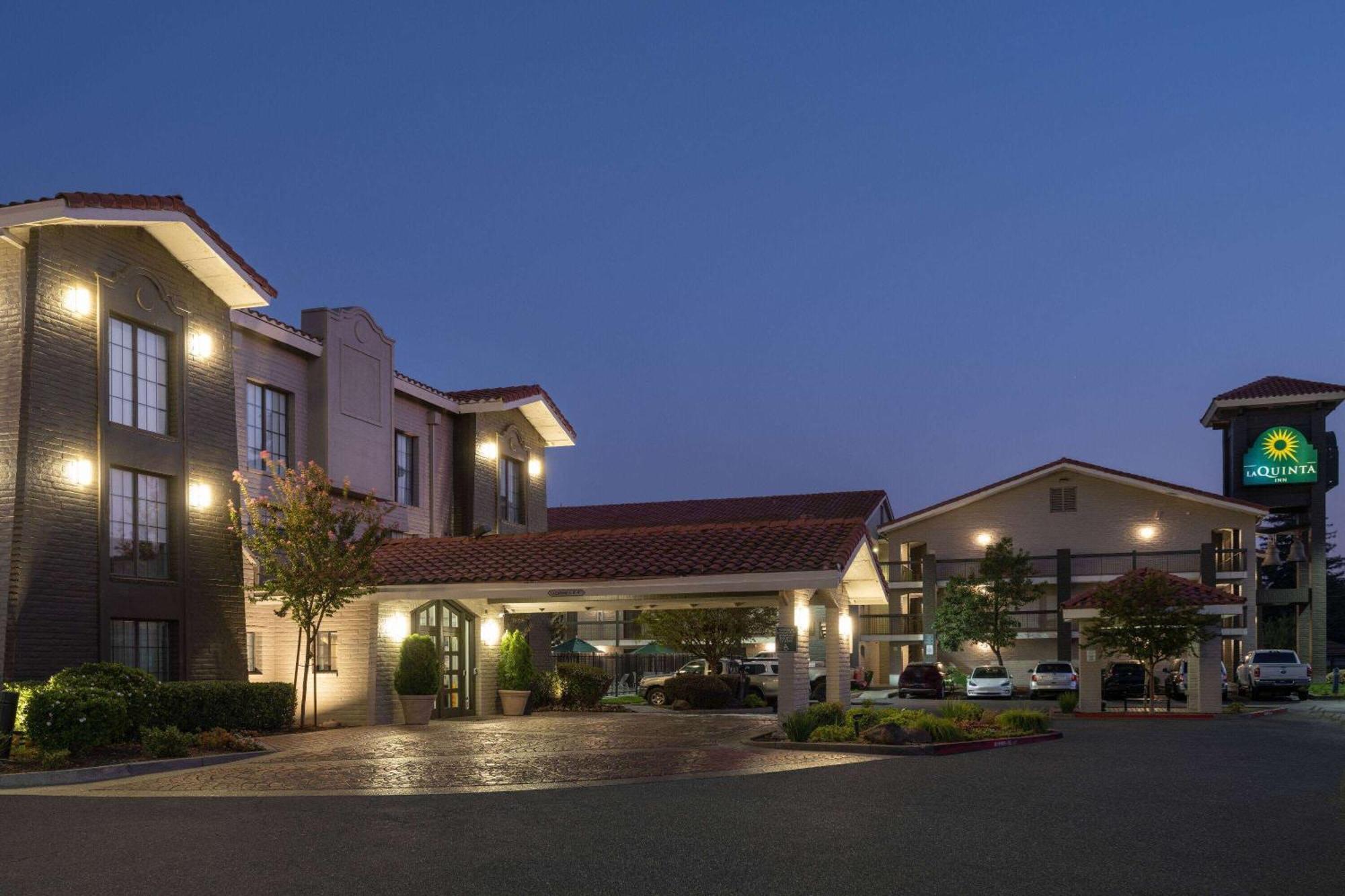 Hotel La Quinta By Wyndham North 3*