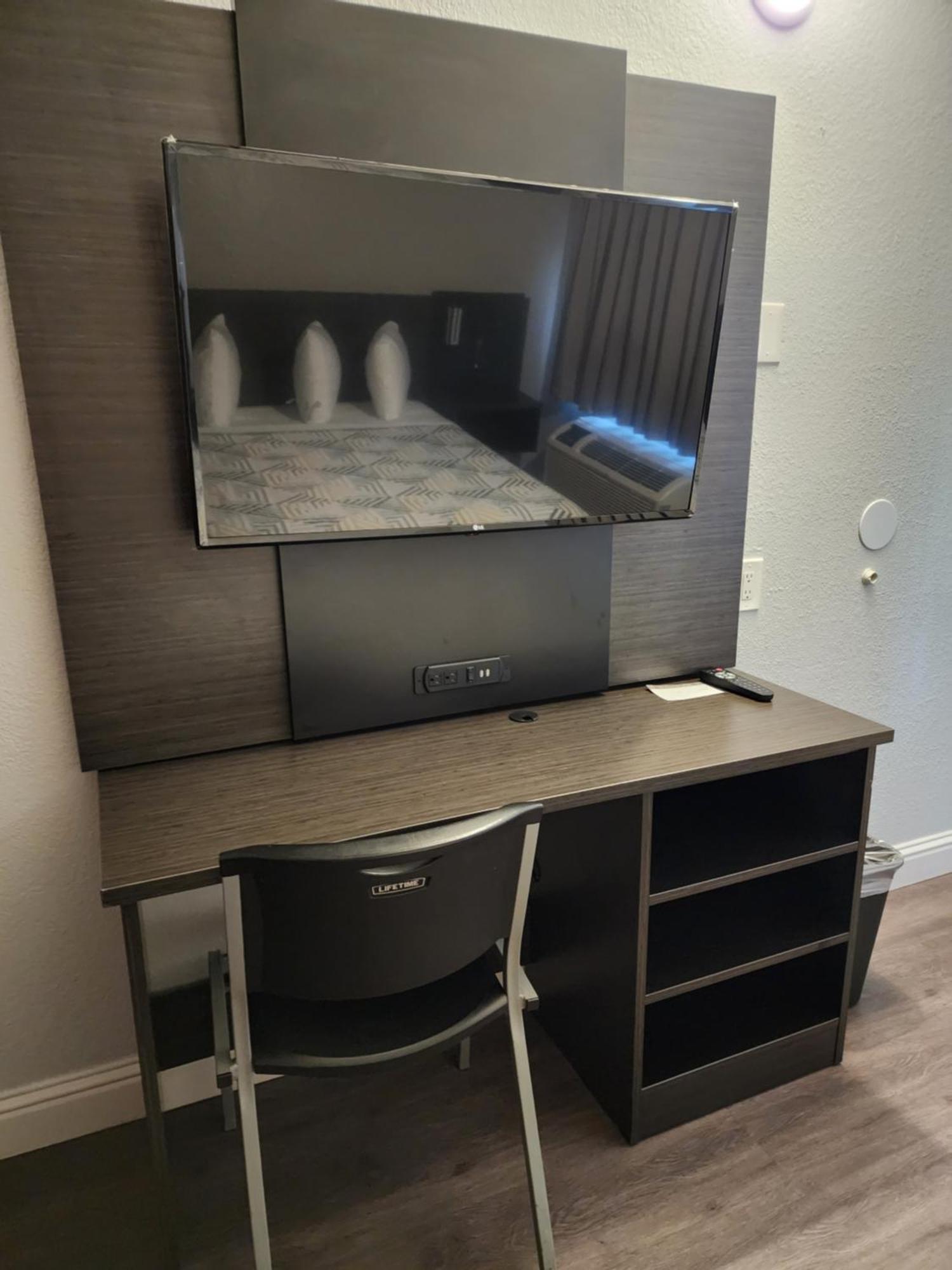 6 Sacramento, Ca Natomas 2*