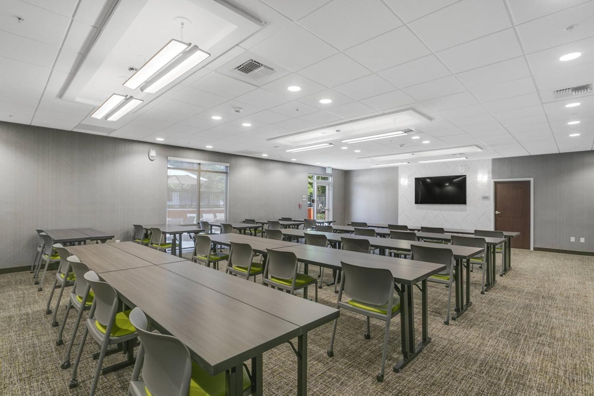 Springhill By Marriott Natomas Hotel