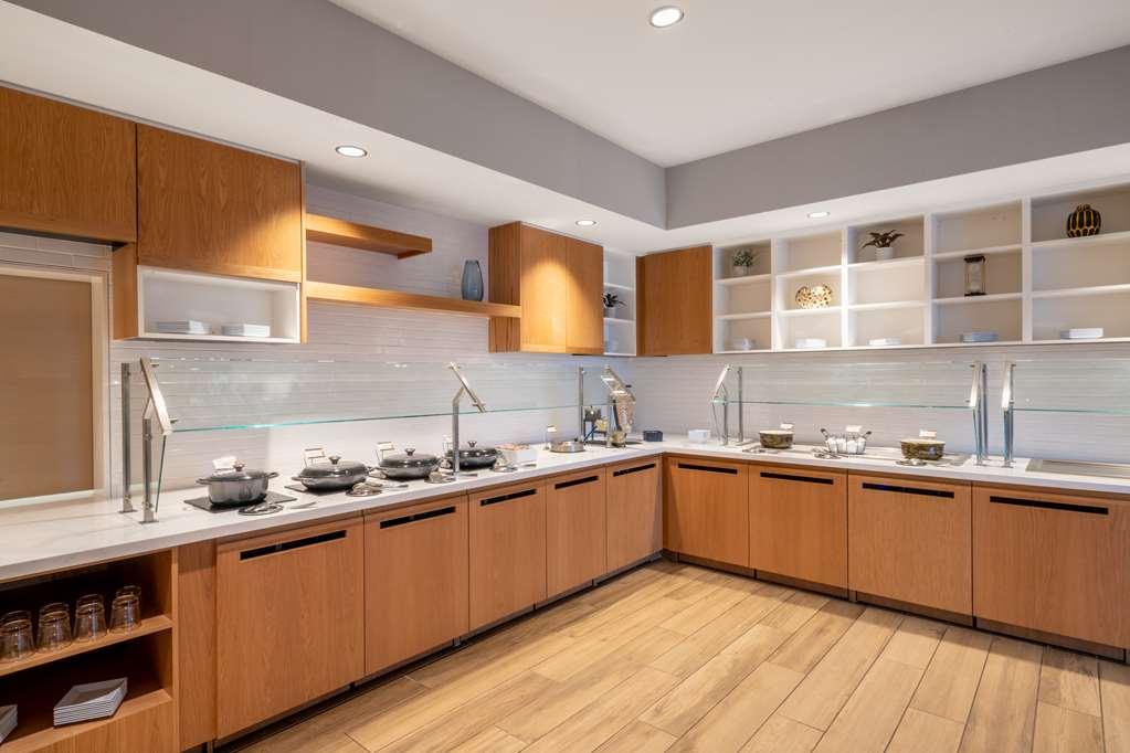 Hyatt House Airport-north Natomas Hotel Sacramento