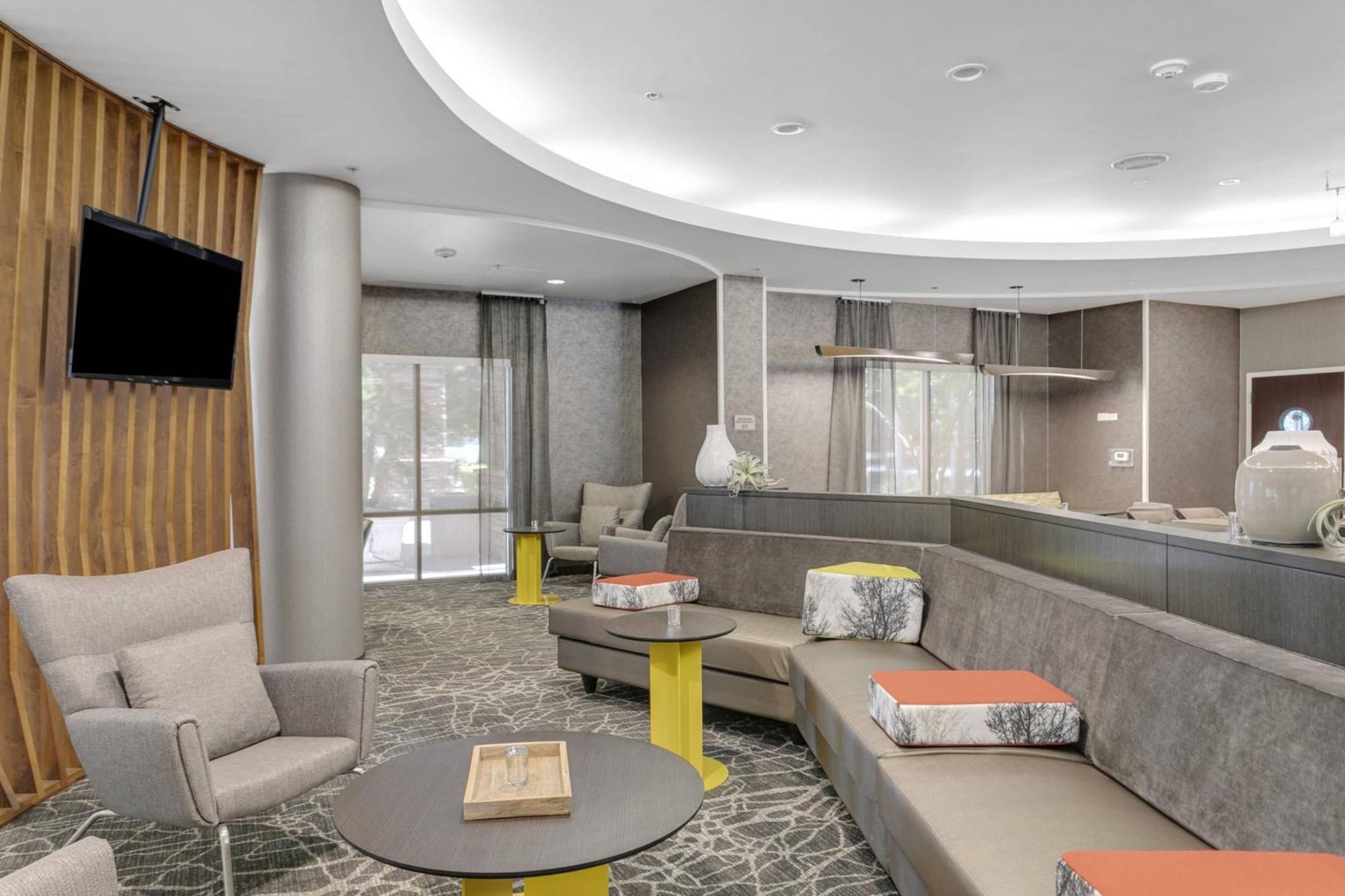Springhill By Marriott Natomas Hotel 3*