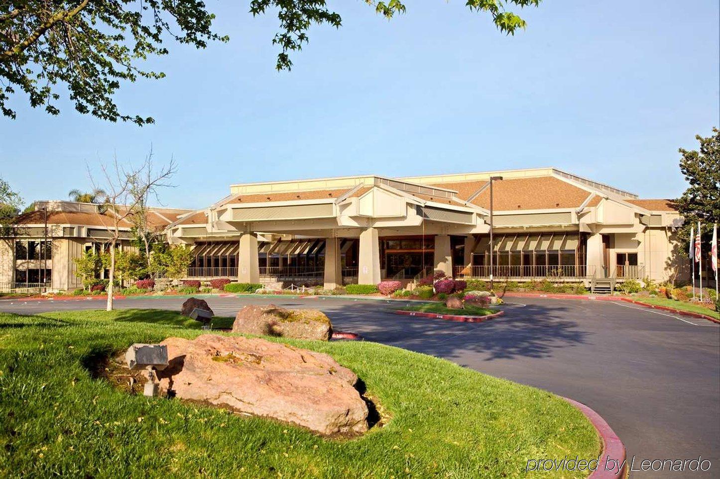 Doubletree By Hilton Sacramento