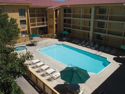 La Quinta By Wyndham North Hotel