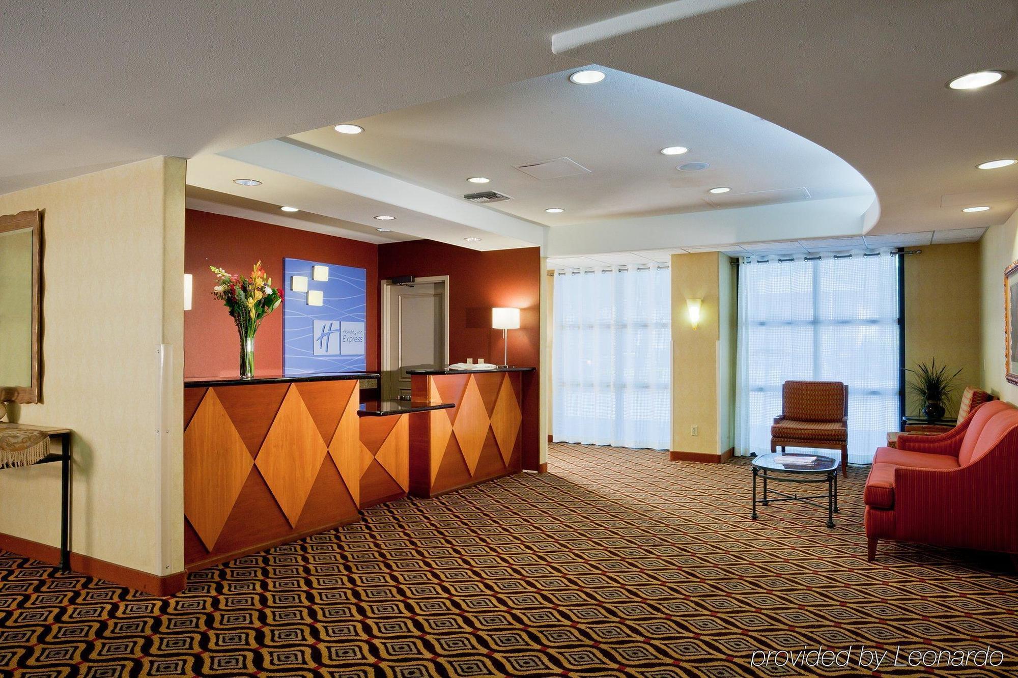 Hotel Express Convention Center, An Ihg Sacramento