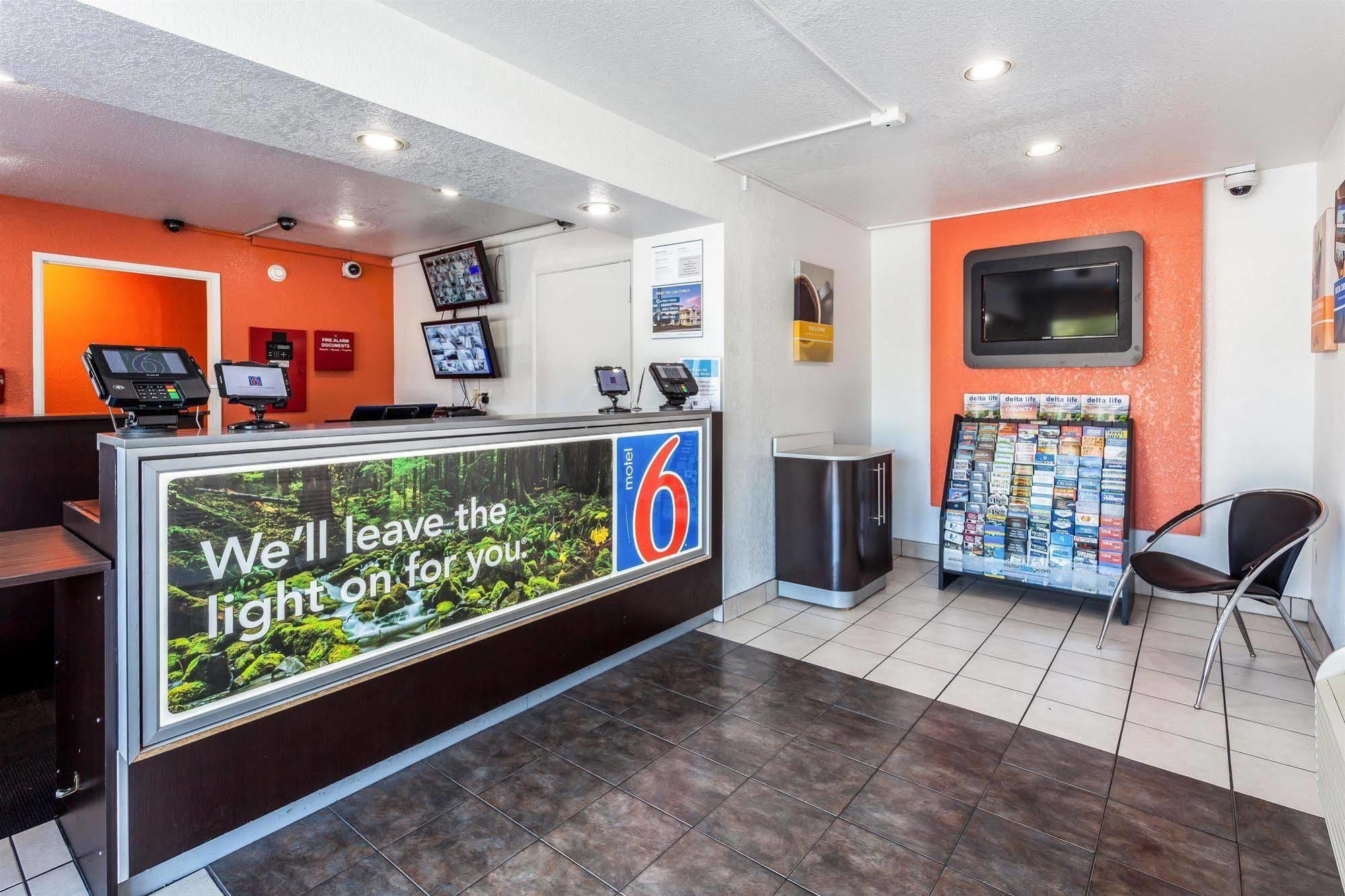 Hotel 6 Sacramento, Ca - Downtown 2*