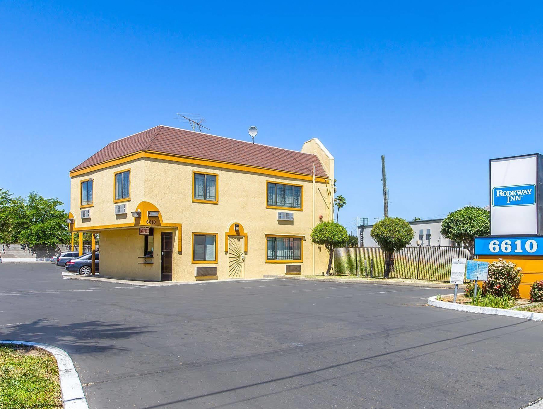 Rodeway Inn, Little Saigon Hotel