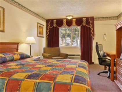 Ramada Limited Downtown