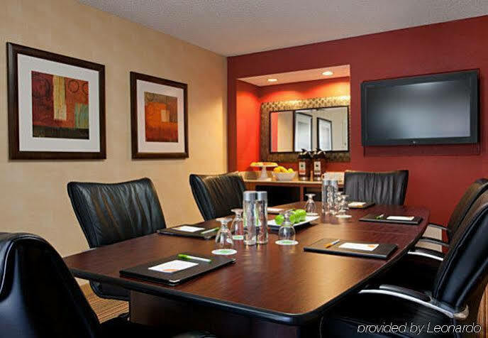 Hotel Courtyard Airport Natomas Sacramento