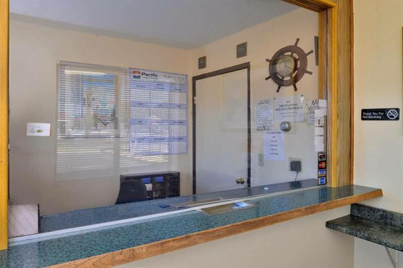 Hotel Rodeway Inn, Little Saigon 2*