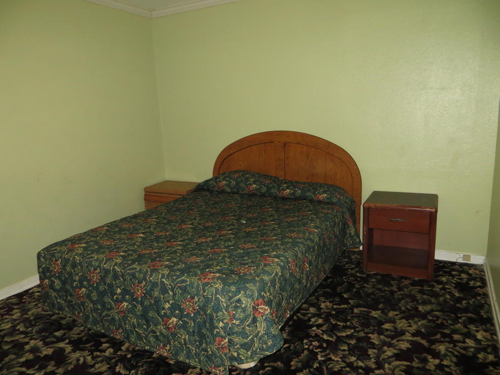 Budget Suites Sacramento