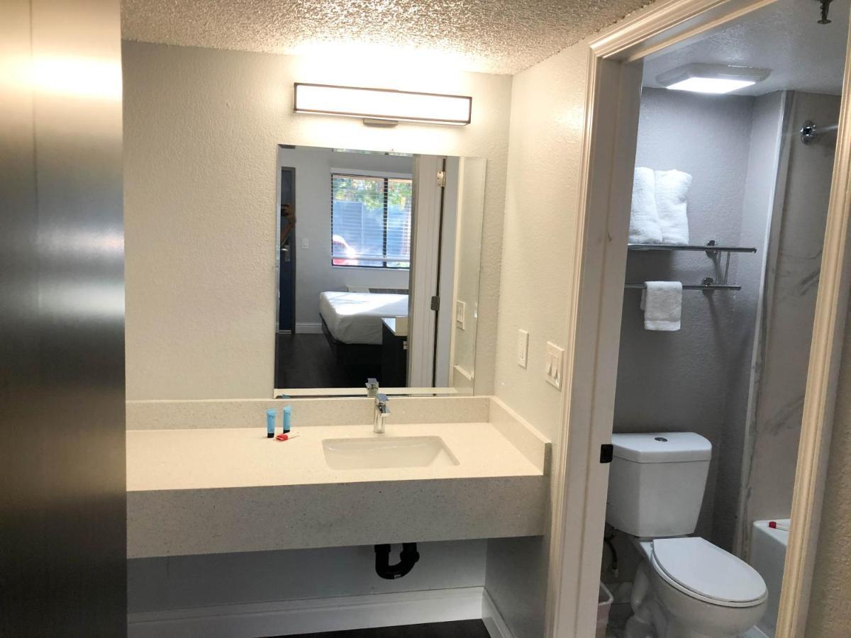6 Ca Natomas 2* Sacramento