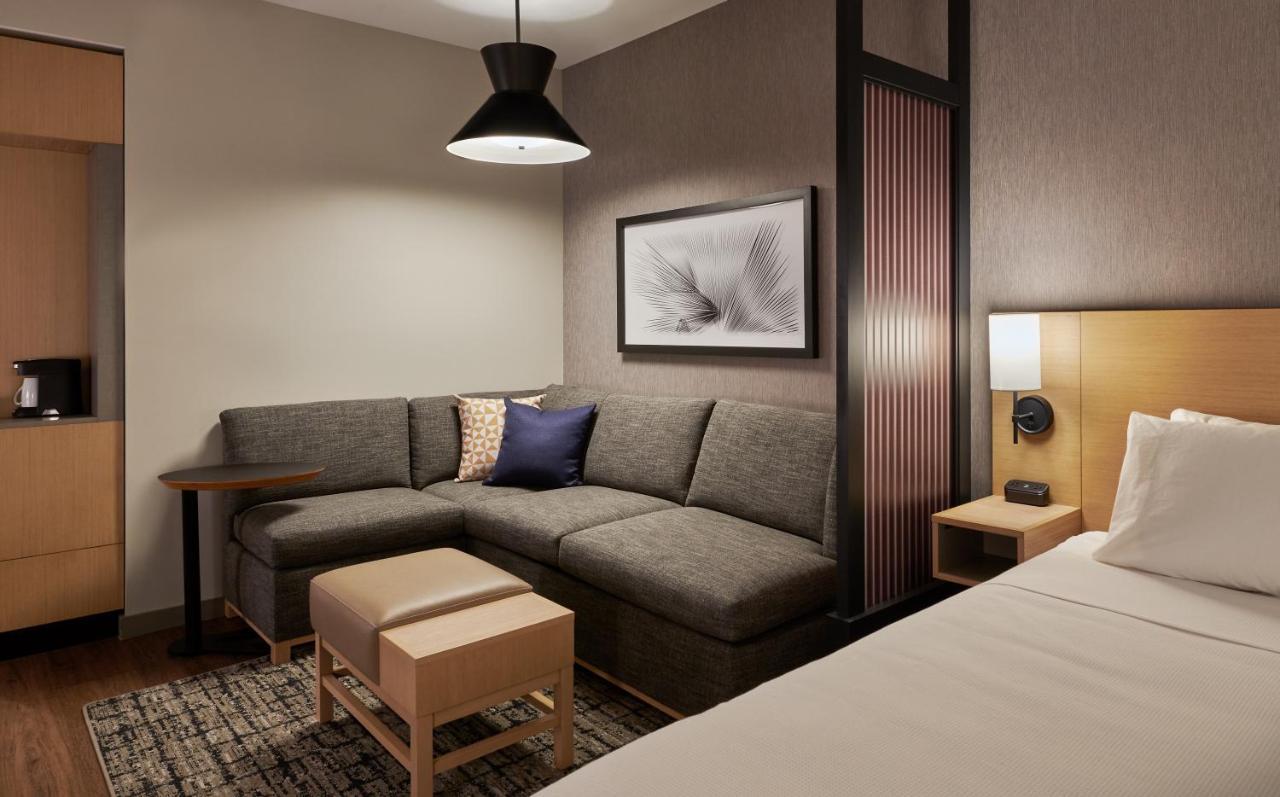 Hotel Hyatt Place International Airport Sacramento
