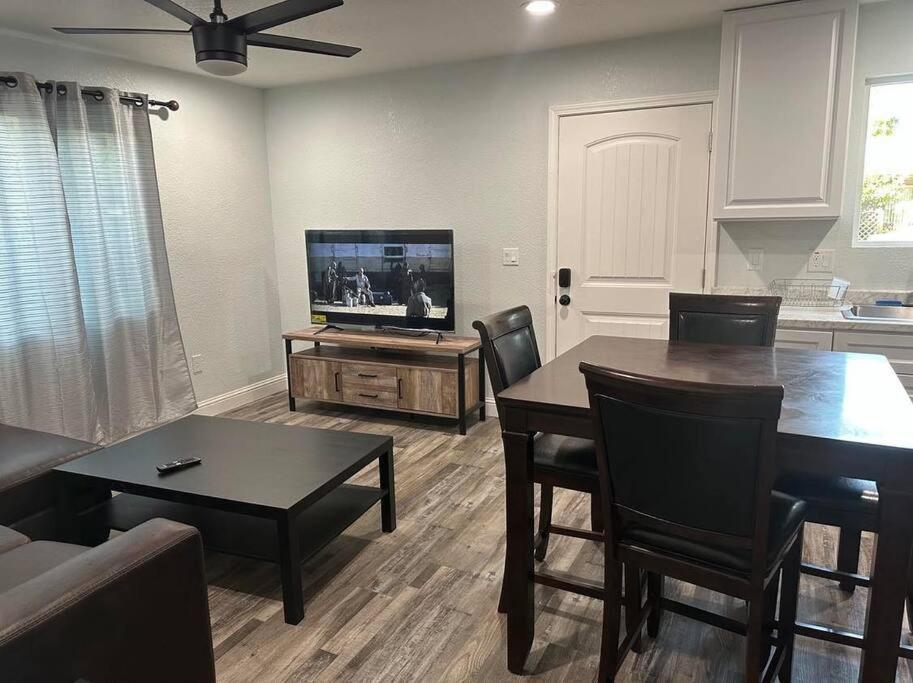 Guesthouse Sacramento