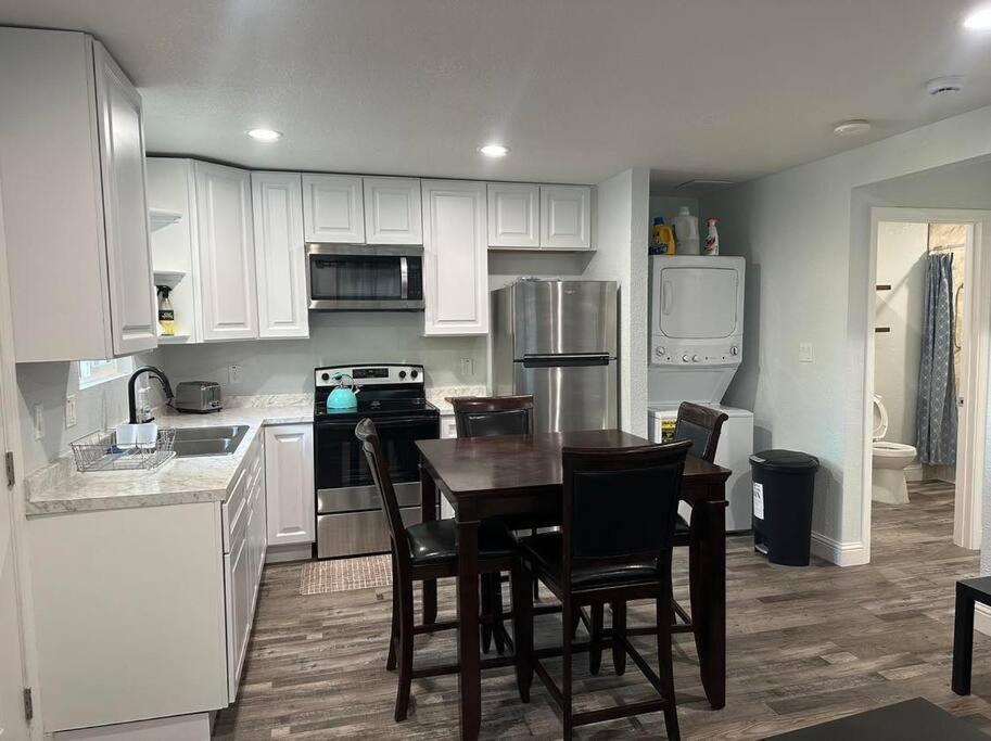 Apartment Guesthouse Sacramento
