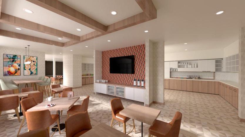 Hyatt Place International Airport Sacramento