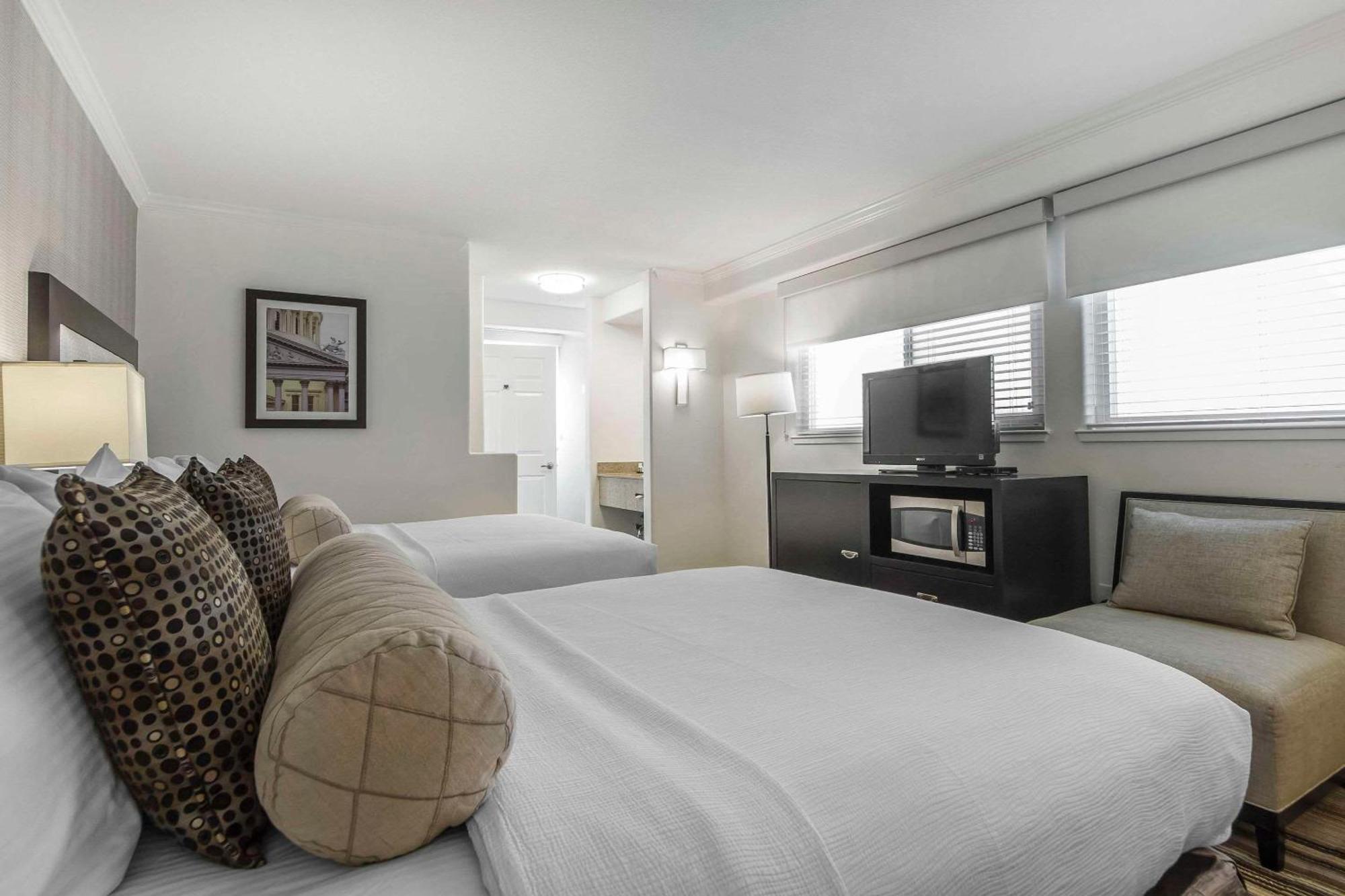 Off Capitol Park, Ascend Collection Hotel 3*