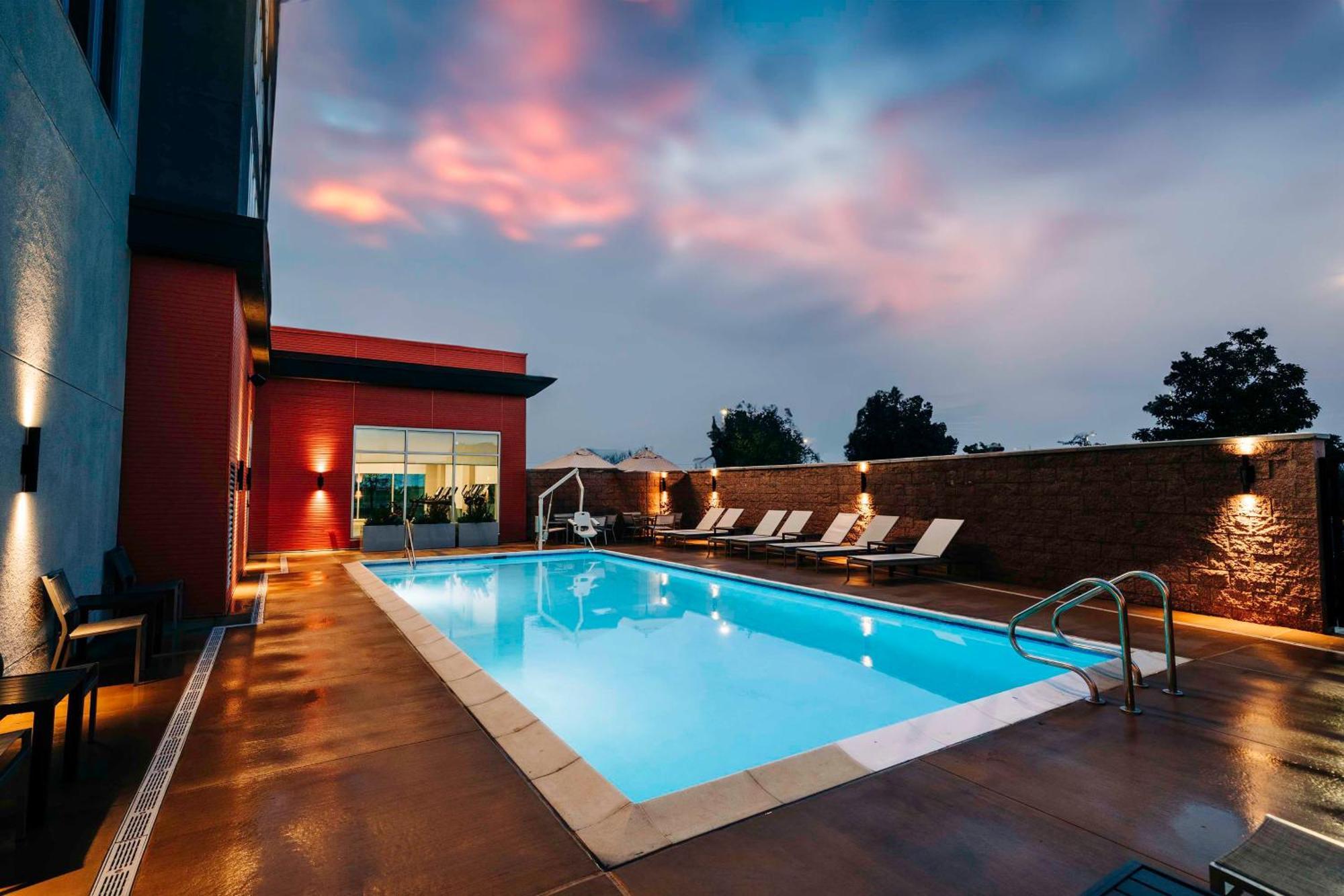 Hyatt Place International Airport