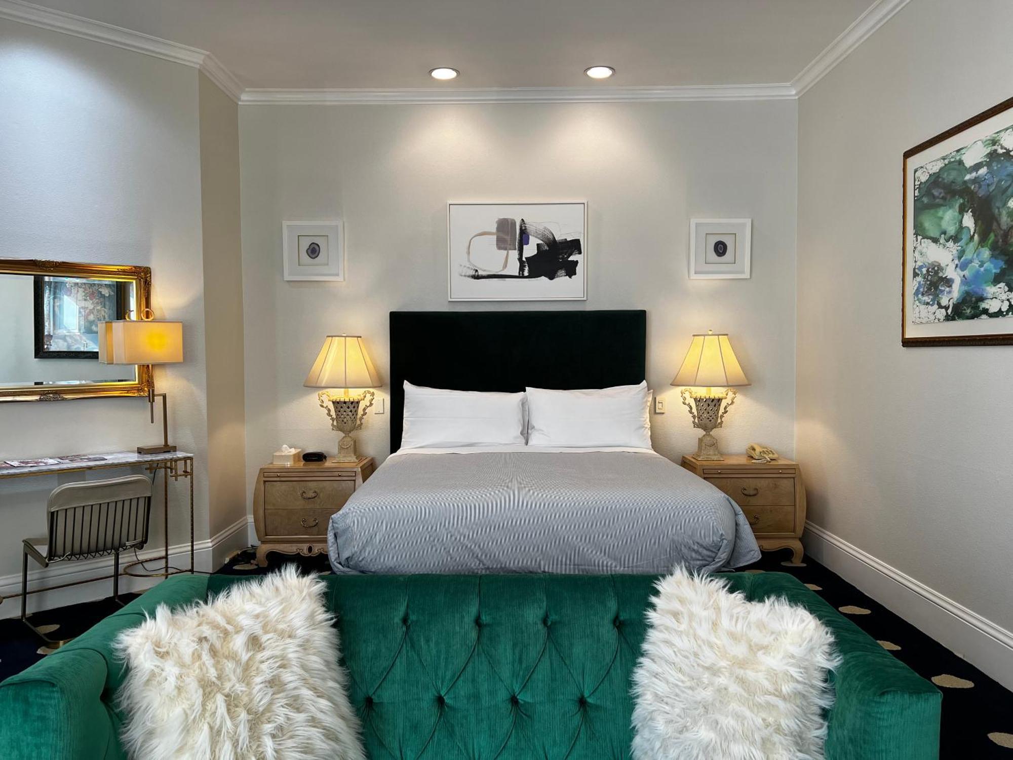 Sterling 3* Sacramento
