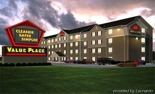 Woodspring Suites 2*