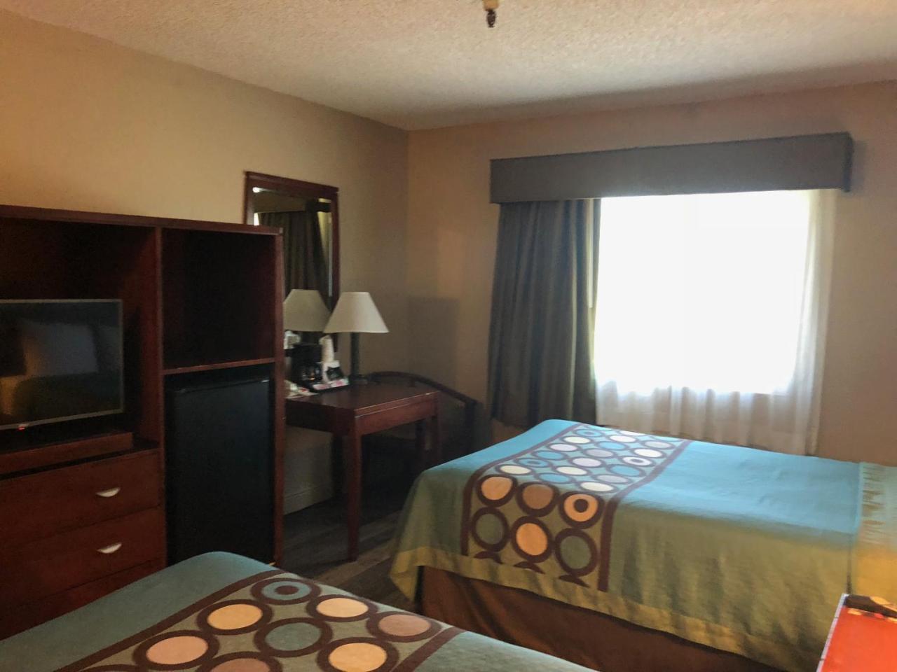 Super 8 By Wyndham Sacramento 2*